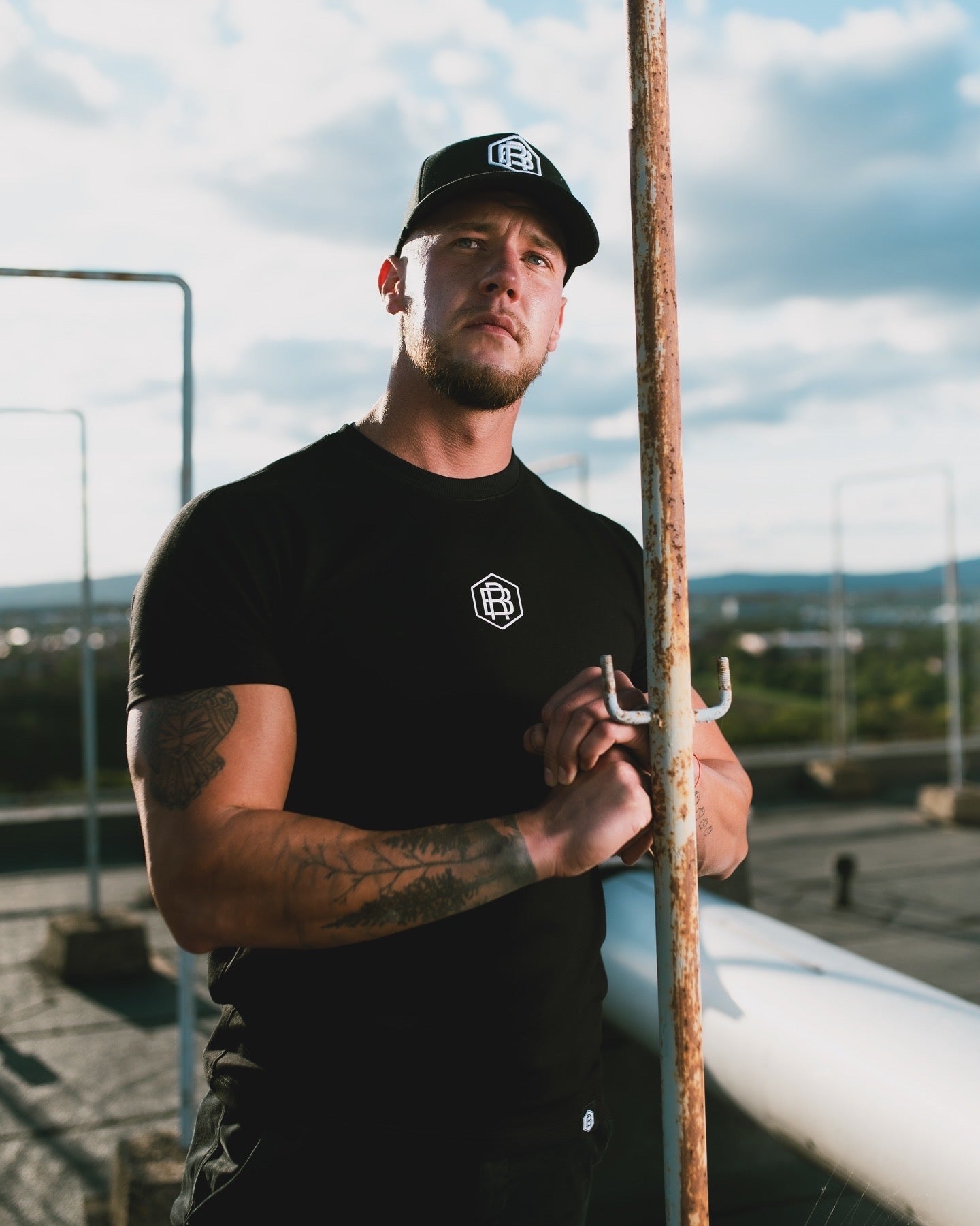 Blackrainbow MNTH Orange – Prémium Streetwear Póló
