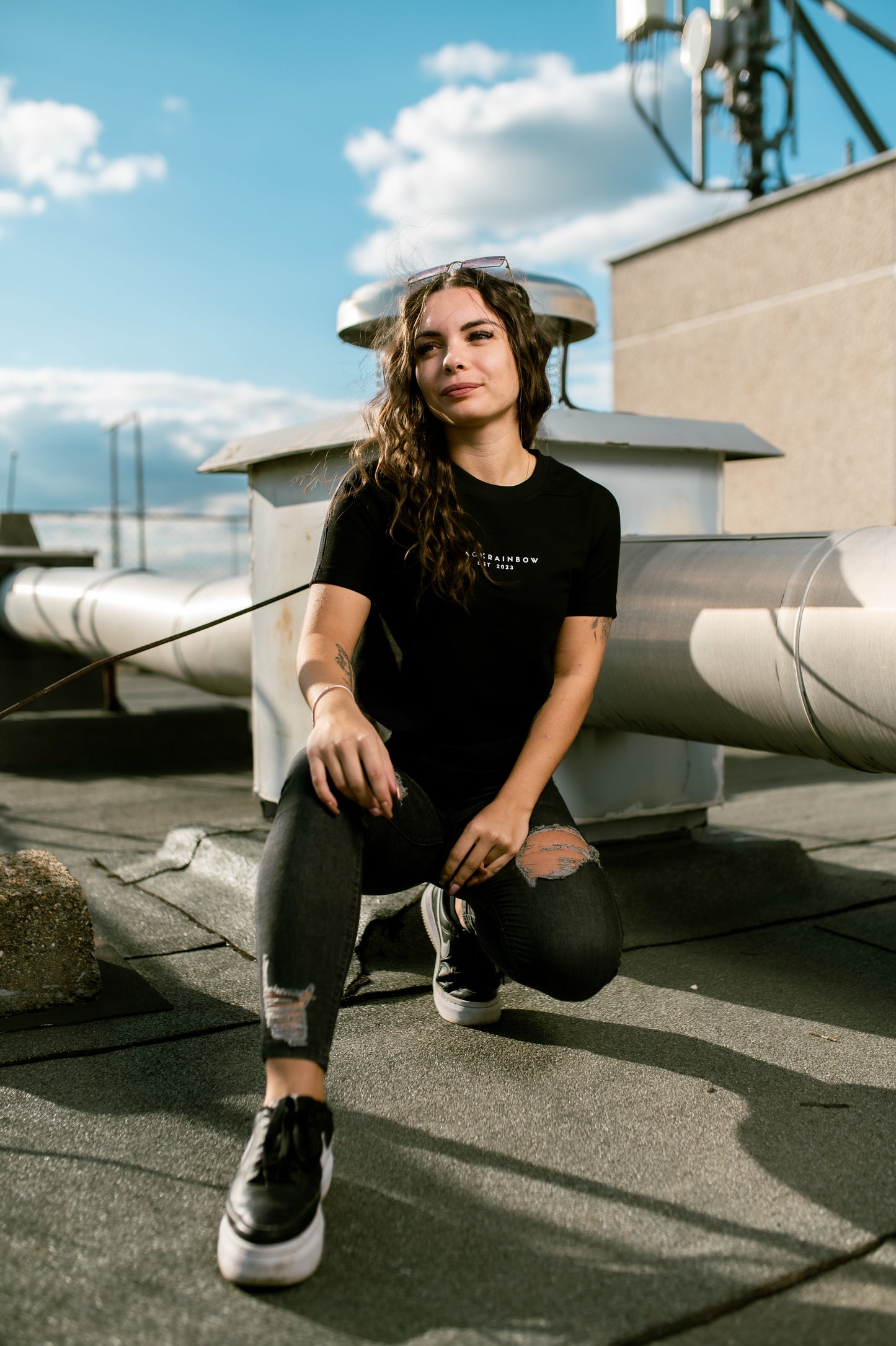 CORE Feliratos Fekete Póló – modellen